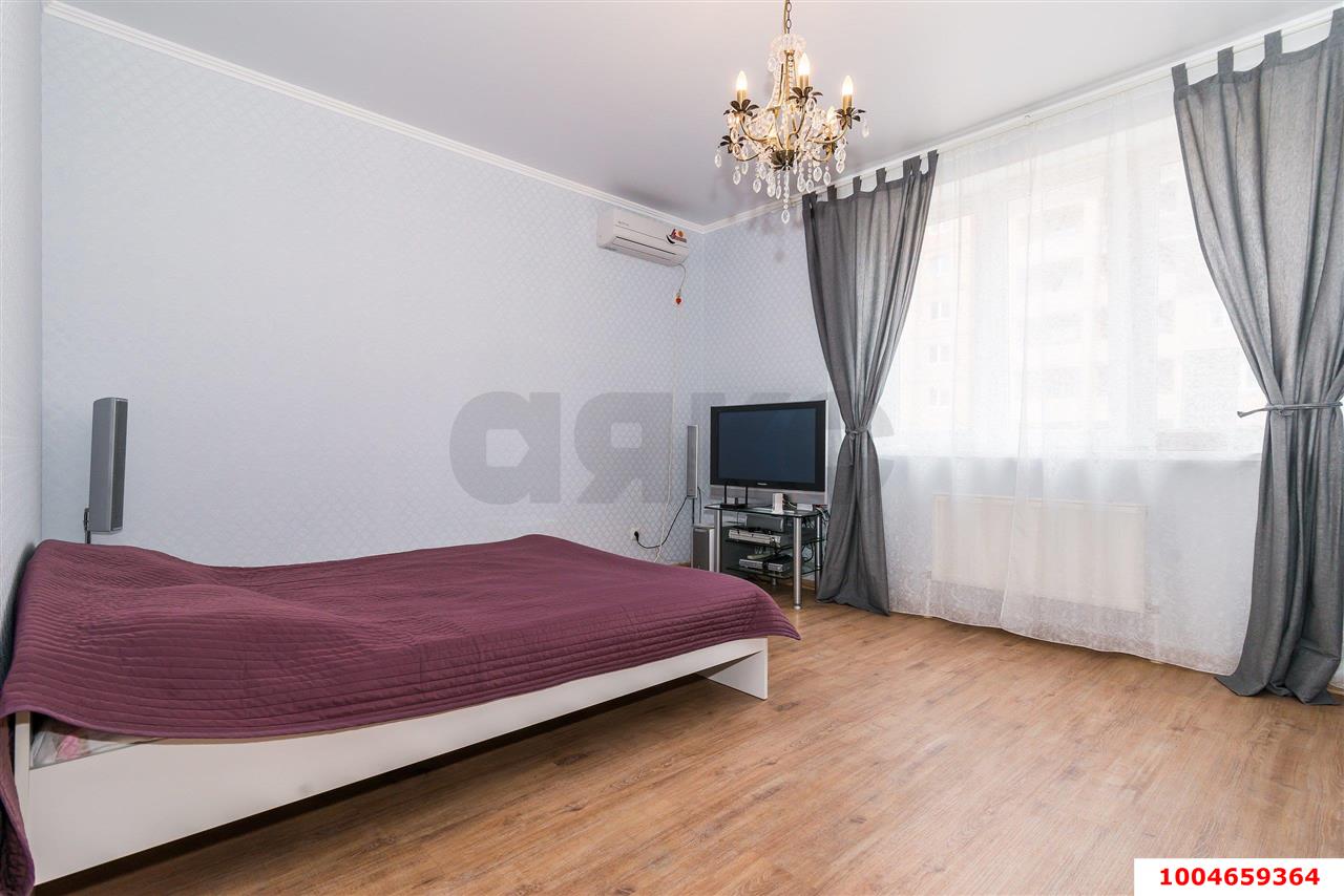 Фото №2: 2-комнатная квартира 71&nbsp;м², 11/16&nbsp;эт. - Краснодар, Прикубанский внутригородской округ, Фестивальный, Солнечный, мкр. ЖК Янтарный 2, ул. Ковалёва, 48