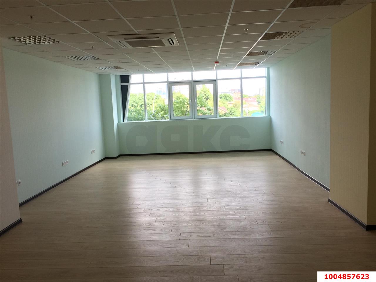 Фото №4: Офисное помещение 80&nbsp;м², 4/24&nbsp;эт. - Краснодар, Западный внутригородской округ, мкр. Центральный, ул. Кубанская набережная, 33