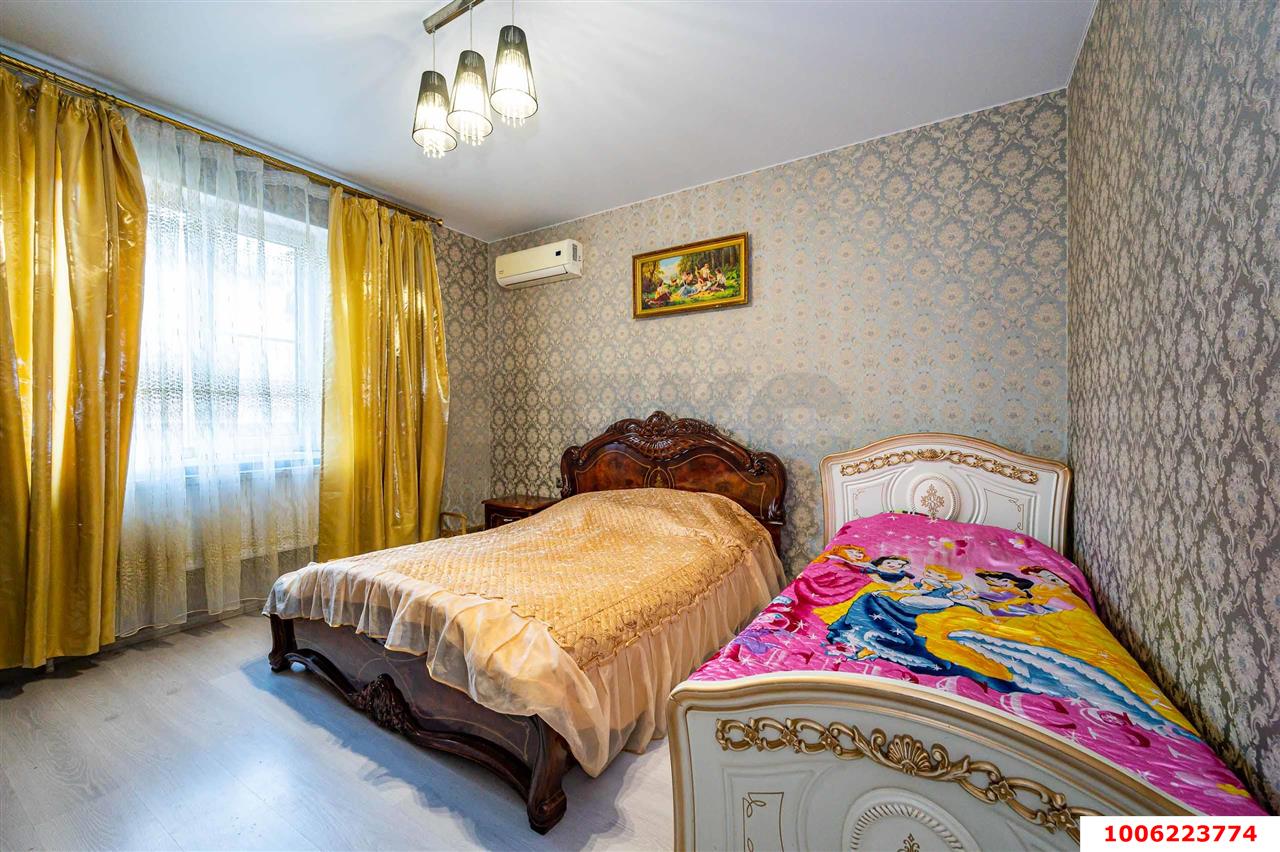 Фото №3: Дом 203&nbsp;м² + 4.8&nbsp;сот., 2&nbsp;эт. - Мелиоратор, ул. Черешневая, 12