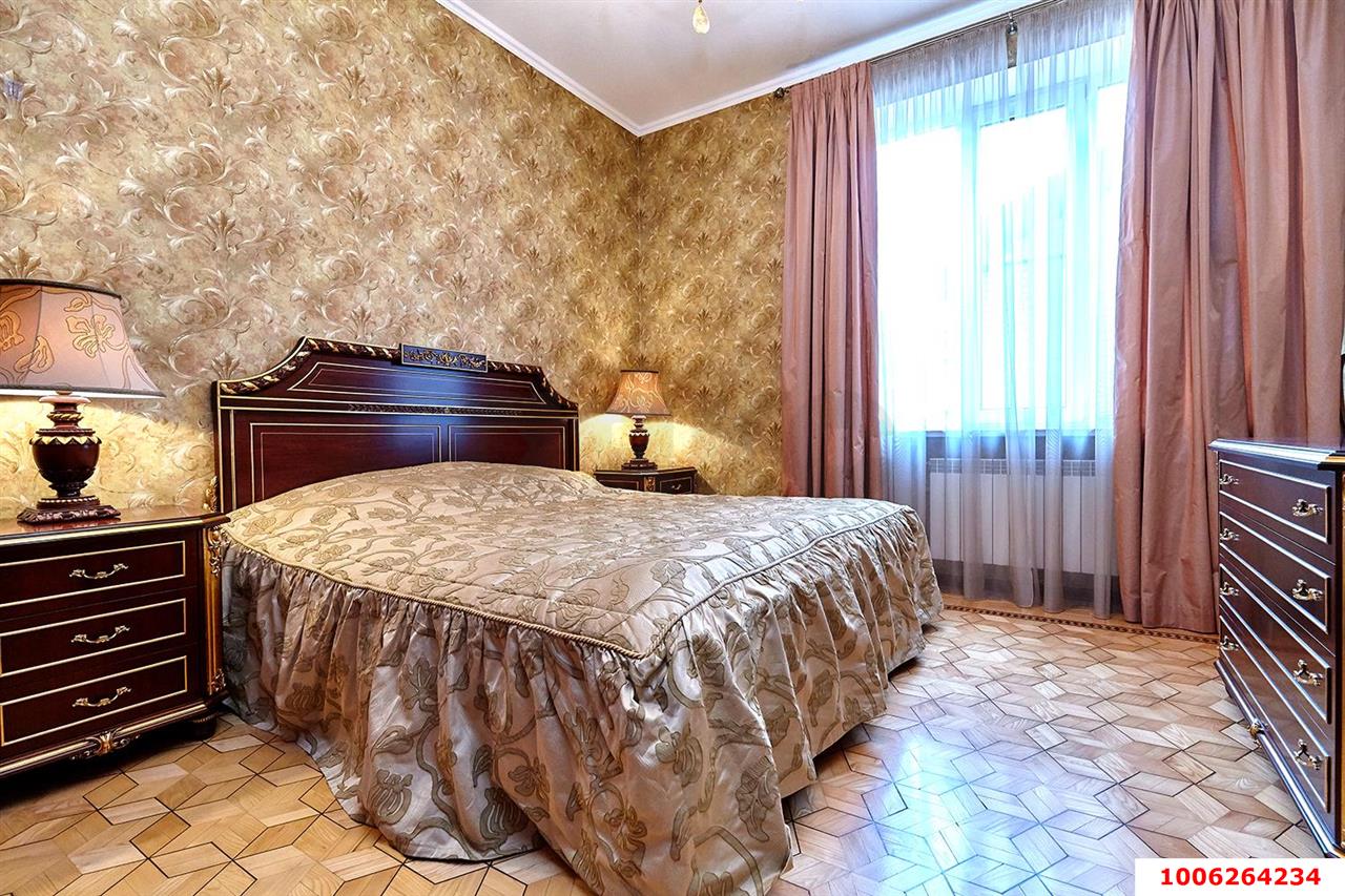 Фото №7: Дом 770&nbsp;м² + 9.9&nbsp;сот., 2&nbsp;эт. - Краснодар, Прикубанский внутригородской округ, мкр. имени Н.И. Вавилова, ул. А.В. Дёмина, 45