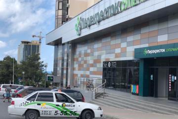 Фото №1: Торговое помещение 2000&nbsp;м², 1/2&nbsp;эт. - Геленджик, пр-кт Геленджикский, 10
