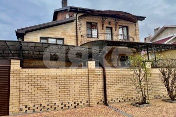 Фото №1: Дом 303&nbsp;м², 2&nbsp;эт. - Анапа, мкр. Алексеевка, ул. Таёжная, 19
