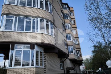 Фото №1: 3-комнатная квартира 66 м², 1/6 эт. - Горячий Ключ, мкр. Администрация, ул. Ленина, 199Б