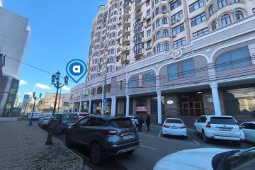 Фото №1: Торговое помещение 165 м², 14 эт. - Краснодар, мкр. Центральный, ул. Гимназическая, 30