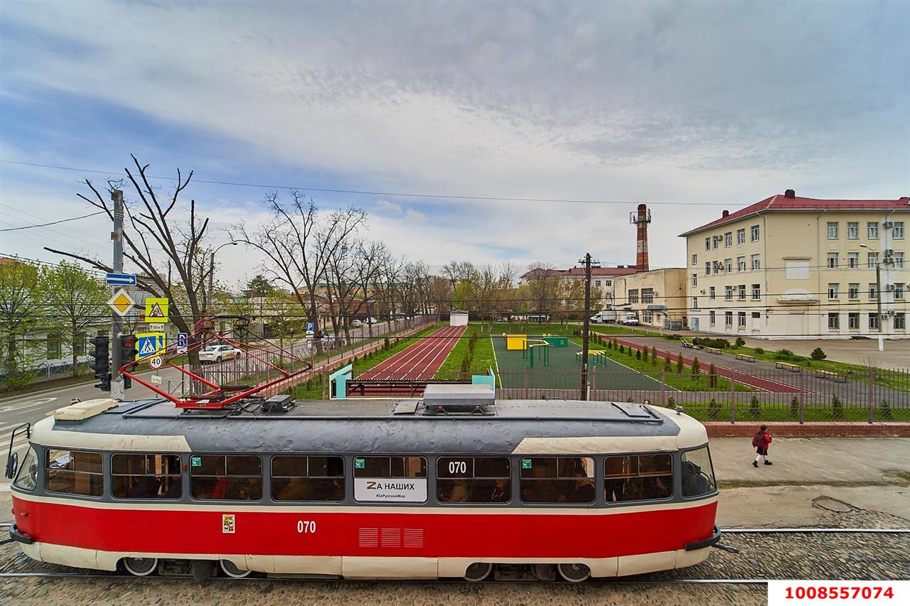 Фото №10: Торговое помещение 75&nbsp;м², 1/2&nbsp;эт. - Краснодар, Центральный внутригородской округ, мкр. Центральный, ул. имени Максима Горького, 150