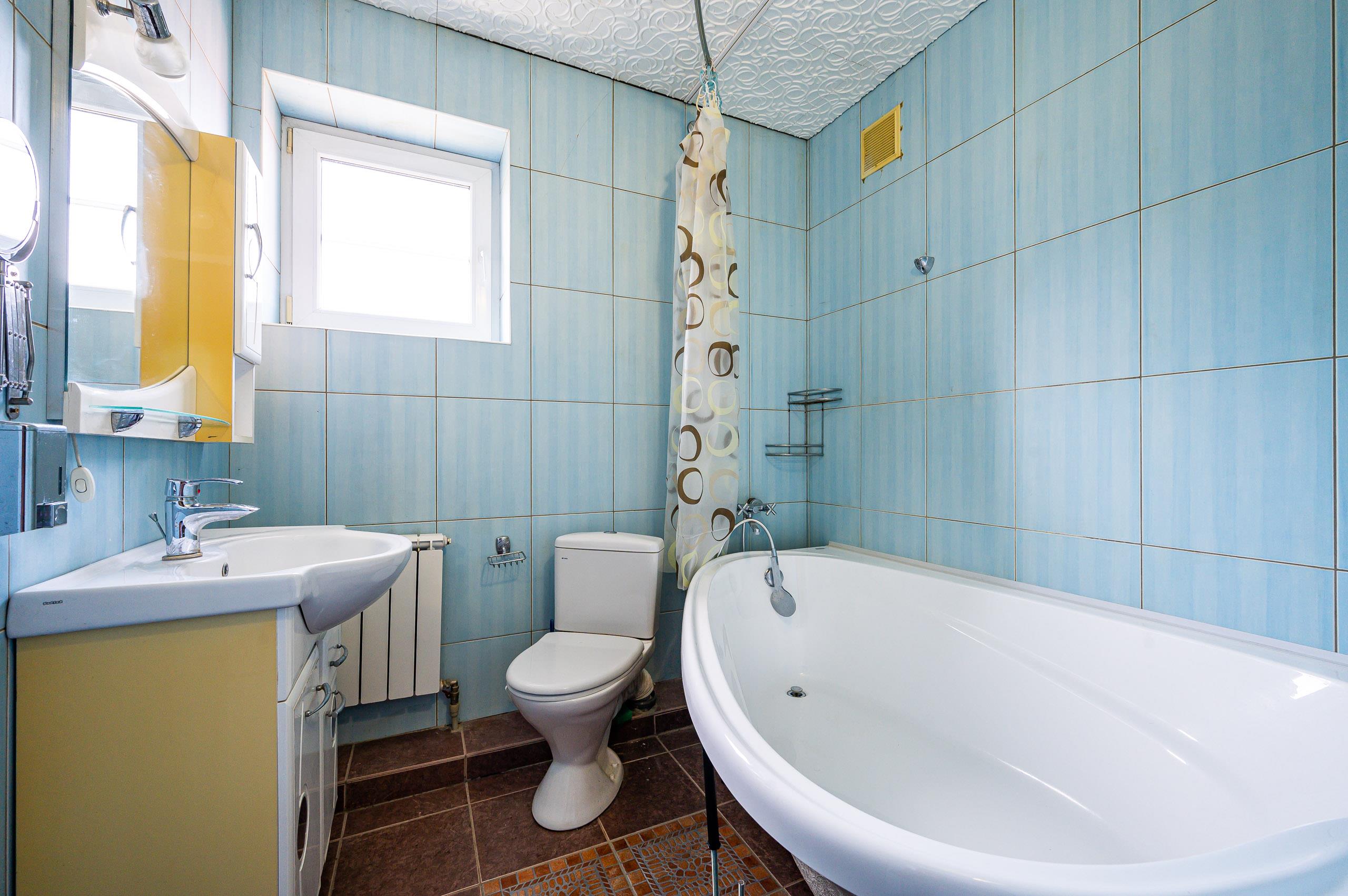 Фото №14: Дом 264&nbsp;м² + 4.08&nbsp;сот., 2&nbsp;эт. - Краснодар, Прикубанский внутригородской округ, Калинино, мкр. Завод Радиоизмерительных Приборов, ул. Оренбургская, 45
