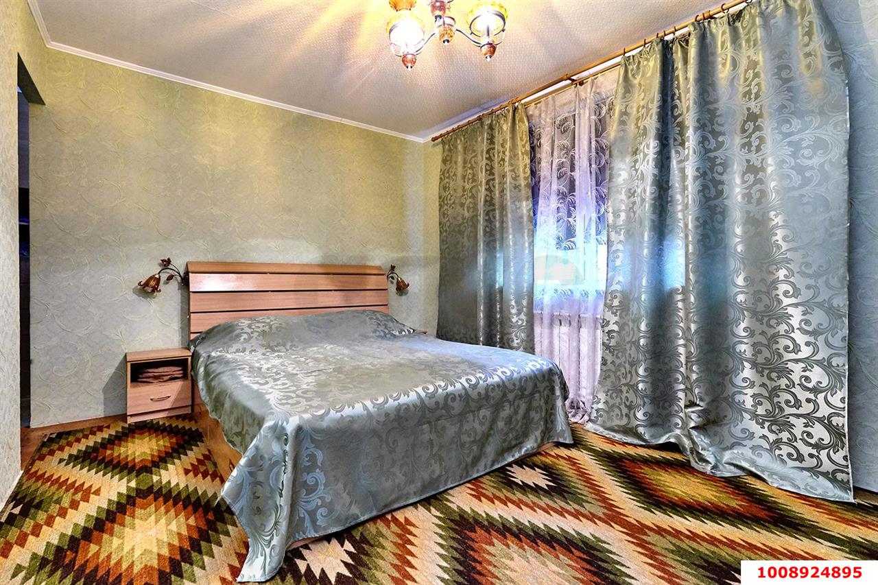 Фото №10: Дом 185&nbsp;м² + 3&nbsp;сот., 2&nbsp;эт. - Краснодар, Западный внутригородской округ, мкр. Фестивальный, ул. Аэродромная, 127