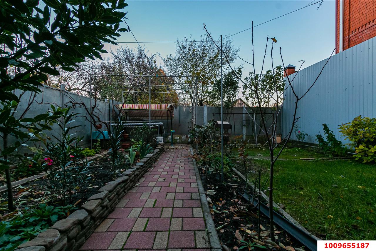 Фото №16: Дом 262&nbsp;м² + 3.1&nbsp;сот., 2&nbsp;эт. - Краснодар, Западный внутригородской округ, мкр. Фестивальный, ул. Труда, 271
