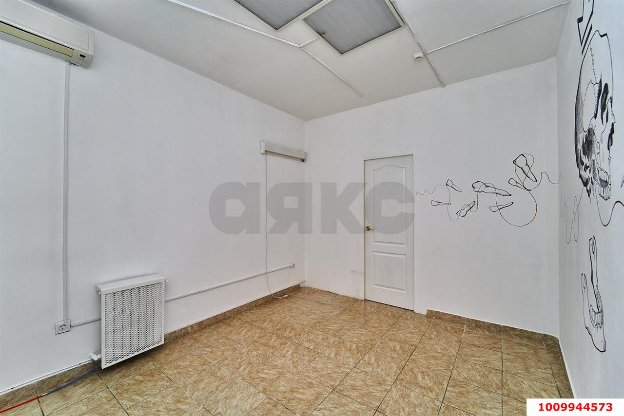 Фото №5: Торговое помещение 62&nbsp;м², 1/7&nbsp;эт. - Яблоновский, ул. Гагарина, 135