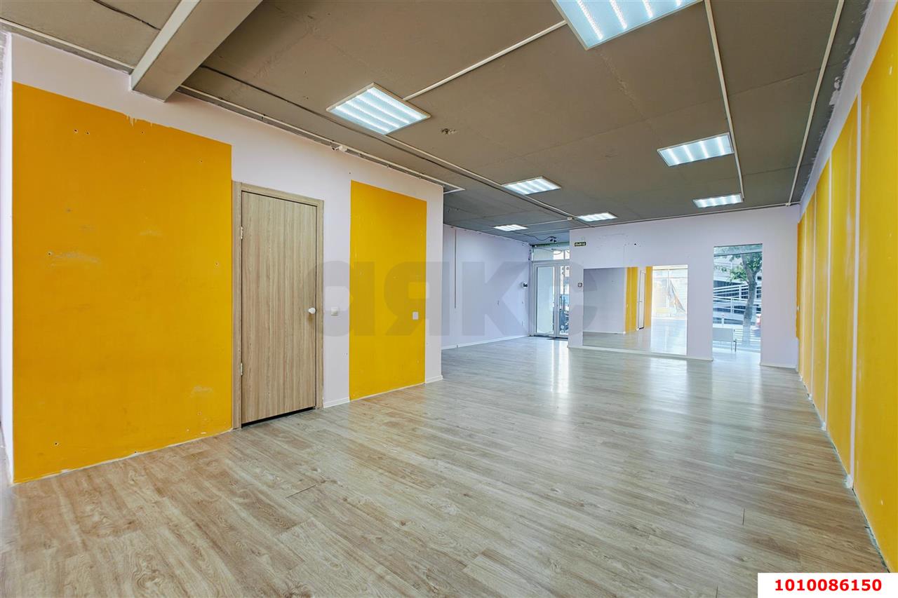 Фото №10: Торговое помещение 100&nbsp;м², 1/9&nbsp;эт. - Краснодар, Прикубанский внутригородской округ, Россинского, мкр. жилой комплекс Инсити, ул. Командорская, 5/3