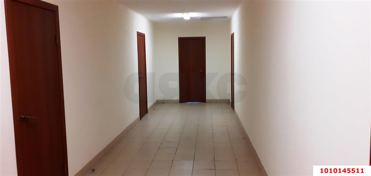 Фото №1: Коммерция 1700&nbsp;м², 1/1&nbsp;эт. - Краснодар, Прикубанский внутригородской округ, мкр. 9-й километр, ул. Кореновская, 48