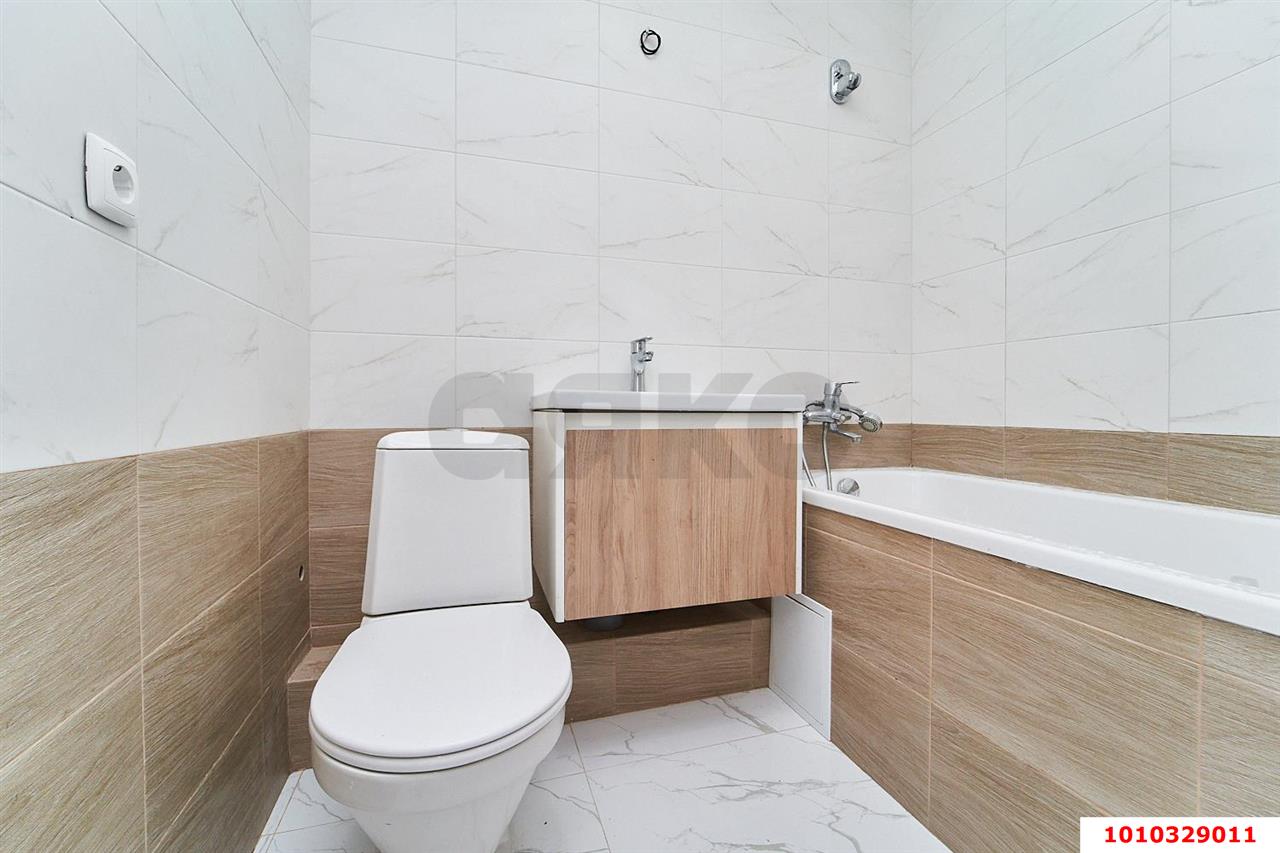 Фото №14: 1-комнатная квартира 32&nbsp;м², 3/9&nbsp;эт. - Краснодар, Центральный внутригородской округ, мкр. Центральный, ул. Мира, 39