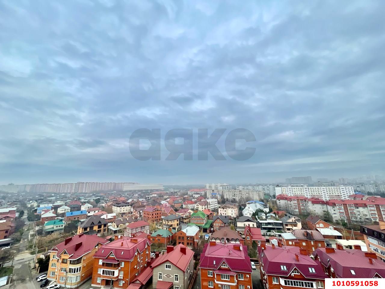 Фото №1: 1-комнатная квартира 53&nbsp;м², 13/21&nbsp;эт. - Краснодар, Прикубанский внутригородской округ, Школьный, Круглик, мкр. жилой комплекс Версаль, ул. Черниговская, 1