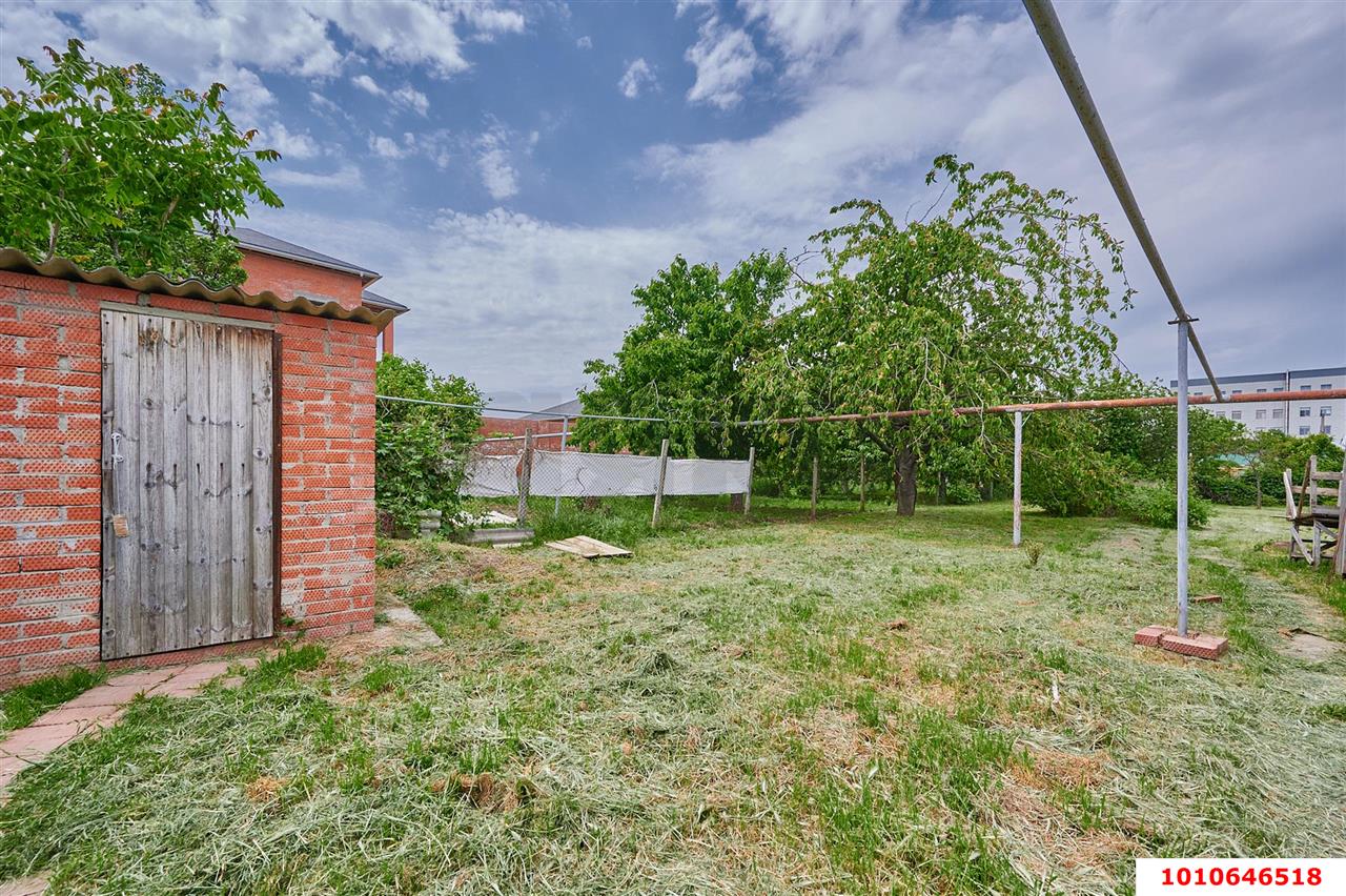 Фото №6: Дом 30&nbsp;м² + 8&nbsp;сот., 1&nbsp;эт. - Краснодар, Карасунский внутригородской округ, ж/м Пашковский, ул. Суворова, 41