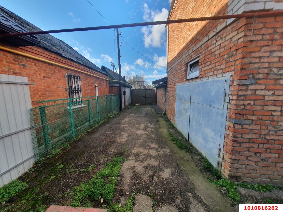 Фото №4: Часть дома 42&nbsp;м² + 2.3&nbsp;сот., 1&nbsp;эт. - Краснодар, Западный внутригородской округ, мкр. Центральный, ул. Длинная, 17