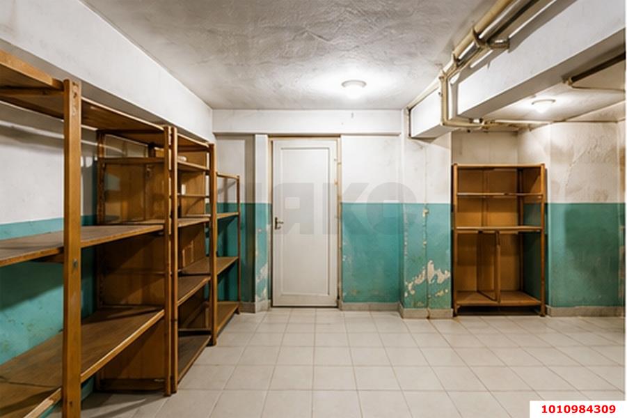 Фото №15: Торговое помещение 932&nbsp;м², 5&nbsp;эт. - Краснодар, Прикубанский внутригородской округ, мкр. Фестивальный, ул. Яна Полуяна, 50