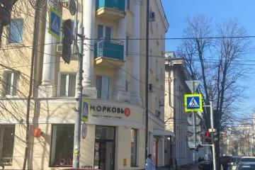 Фото №1: 3-комнатная квартира 74 м², 2/4 эт. - Краснодар, мкр. Центральный, ул. Красная, 15