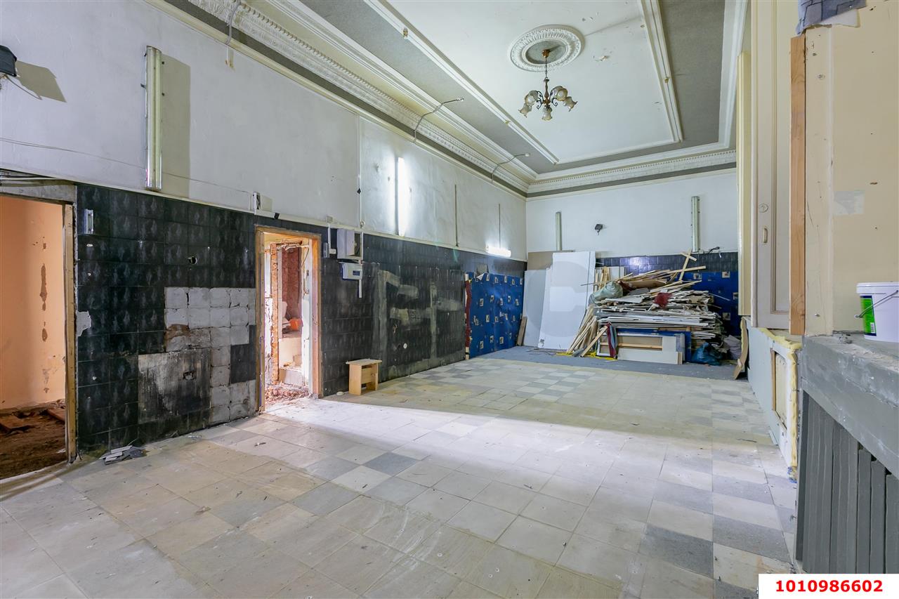 Фото №2: Офисное помещение 206&nbsp;м², 1/3&nbsp;эт. - Краснодар, Центральный внутригородской округ, мкр. Центральный, ул. Мира, 63