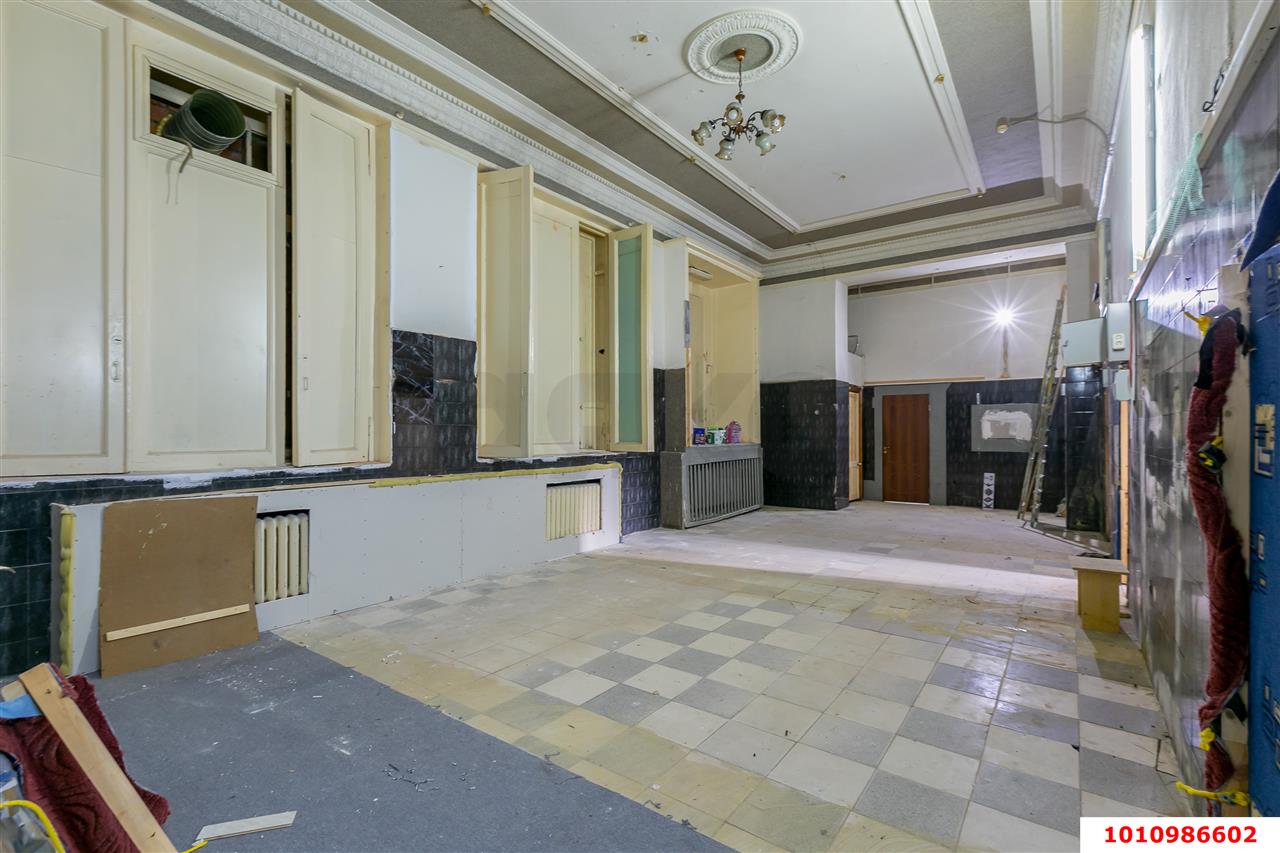 Фото №3: Офисное помещение 206&nbsp;м², 1/3&nbsp;эт. - Краснодар, Центральный внутригородской округ, мкр. Центральный, ул. Мира, 63