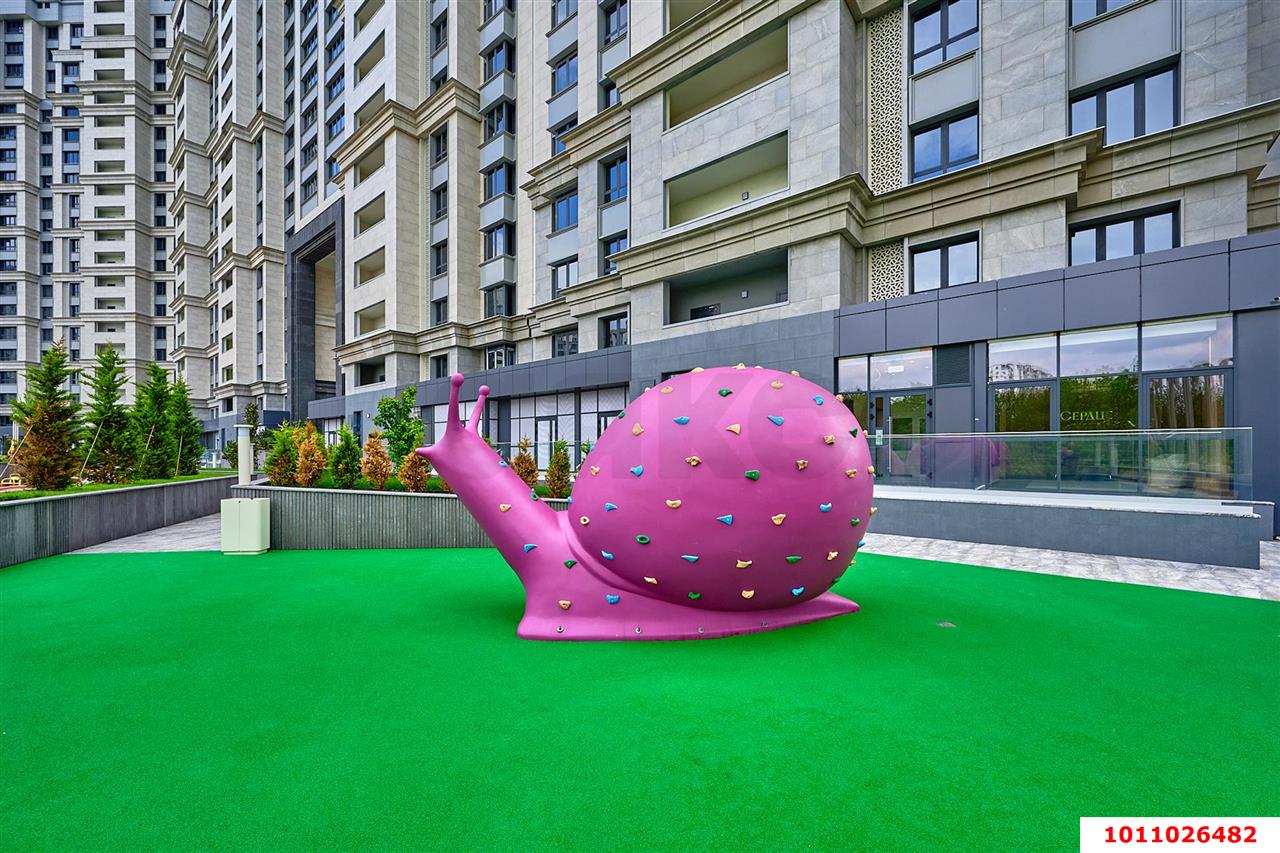 Фото №8: 2-комнатная квартира 67&nbsp;м², 14/19&nbsp;эт. - Краснодар, Прикубанский внутригородской округ, Круглик, жилой комплекс Сердце, мкр. Школьный, ул. Школьная, 1