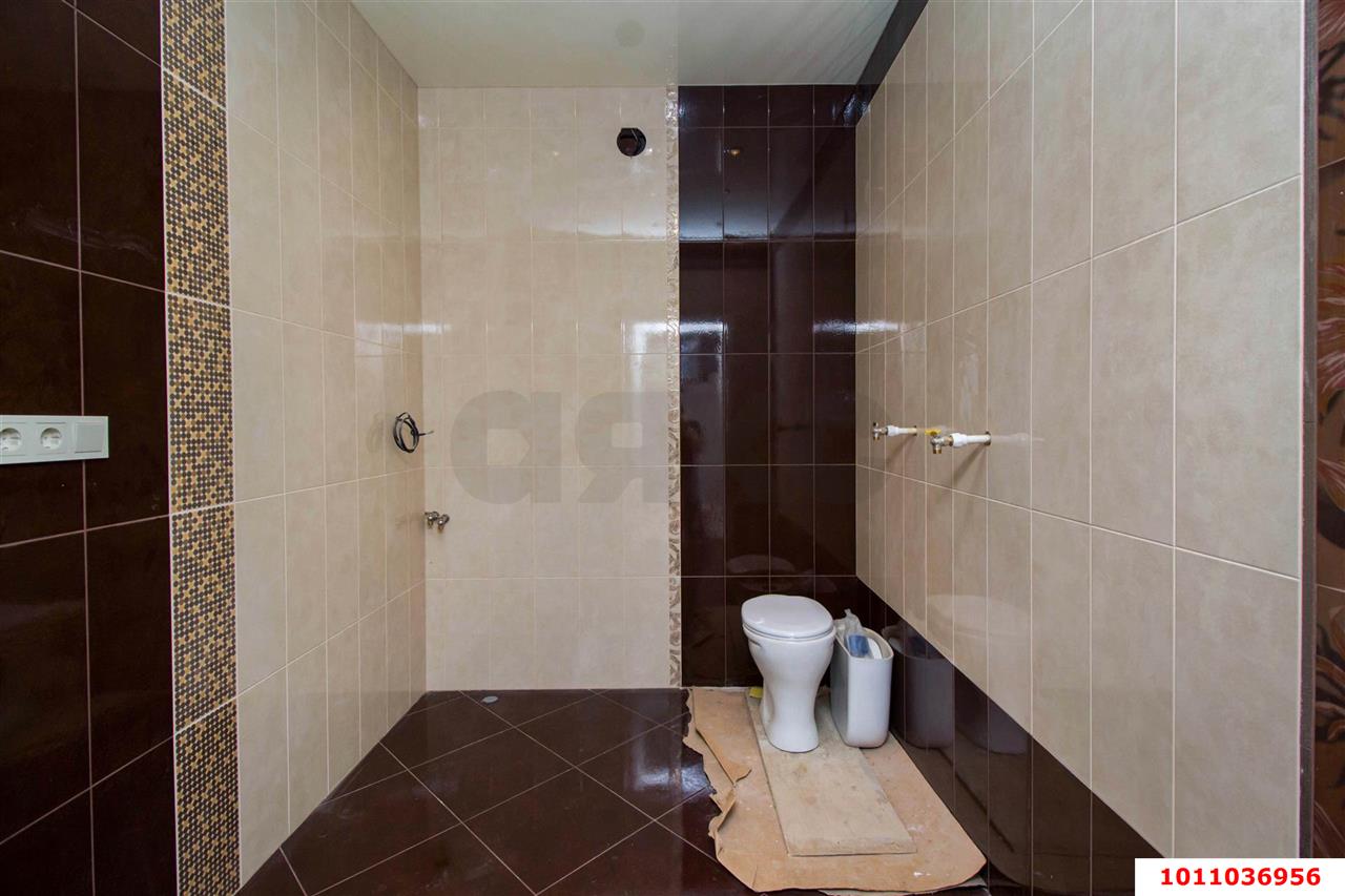 Фото №8: Дом 200&nbsp;м² + 4&nbsp;сот., 2&nbsp;эт. - Краснодар, Калинино, Завод Радиоизмерительных Приборов, мкр. Прикубанский внутригородской округ, ул. Ивана Кожедуба, 46