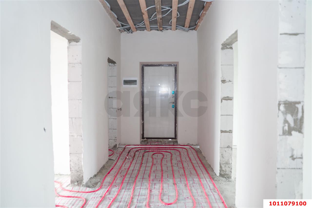 Фото №5: Дом 140&nbsp;м² + 4&nbsp;сот., 2&nbsp;эт. - Лазурный, мкр. Прикубанский внутригородской округ, пр-кт Лазурный, 38