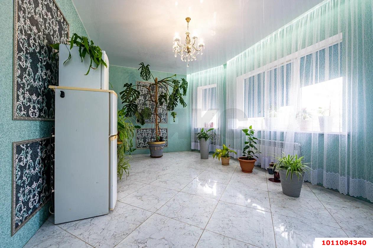 Фото №8: Дом 170&nbsp;м² + 8&nbsp;сот., 2&nbsp;эт. - Краснодар, Прикубанский внутригородской округ, мкр. Тихая Поляна, ул. имени Атамана Н.И. Евдокимова