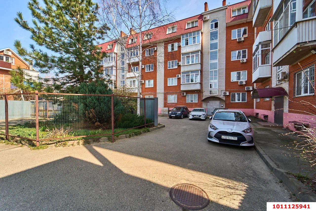 Фото №11: 1-комнатная квартира 45&nbsp;м², 5/5&nbsp;эт. - Краснодар, Центральный внутригородской округ, мкр. Покровка, ул. Садовая, 12