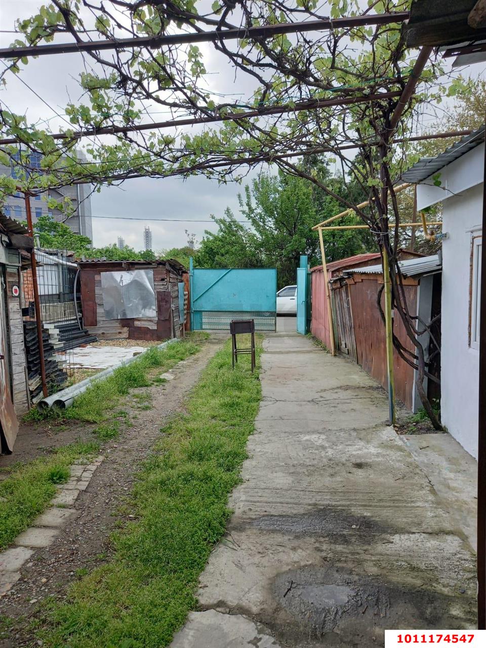 Фото №11: Часть дома 20&nbsp;м² + 1&nbsp;сот., 1&nbsp;эт. - Краснодар, Центральный внутригородской округ, Покровка, мкр. Центральный, ул. Карасунская набережная, 31