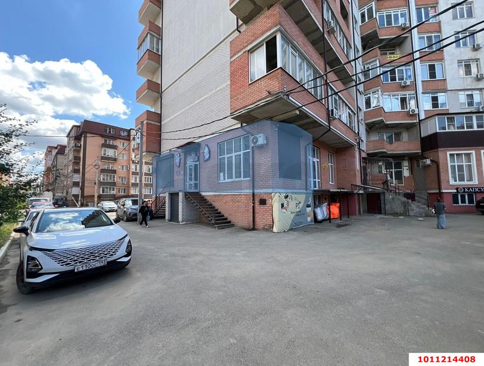 Фото №1: Торговое помещение 65&nbsp;м², 1/10&nbsp;эт. - Краснодар, Прикубанский внутригородской округ, мкр. Музыкальный, ул. имени Мусоргского М.П., 1/4
