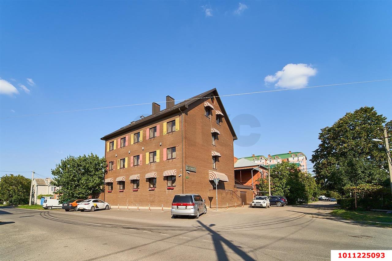 Фото №8: Готовый бизнес 842&nbsp;м², 4/4&nbsp;эт. - Краснодар, Центральный внутригородской округ, мкр. Табачная Фабрика, ул. Украинская, 35