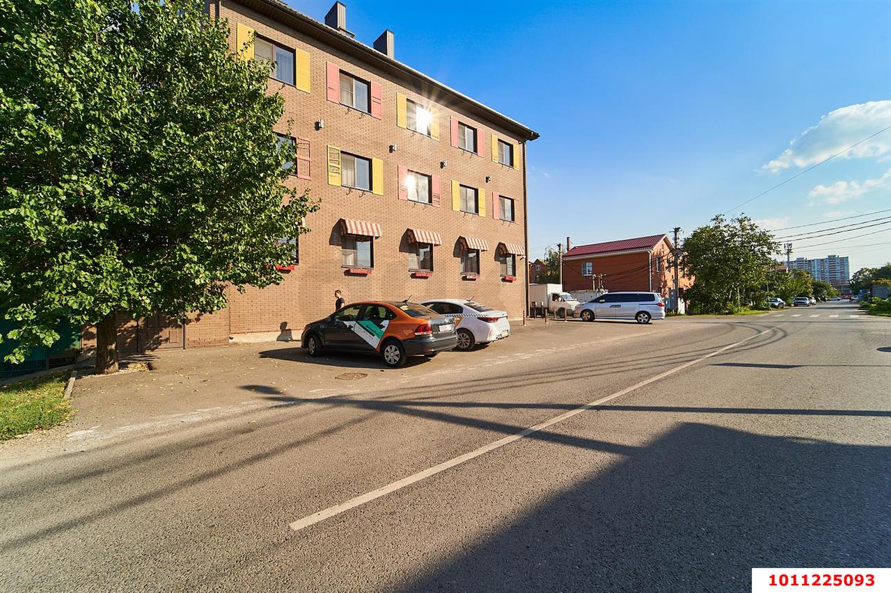 Фото №13: Готовый бизнес 842&nbsp;м², 4/4&nbsp;эт. - Краснодар, Центральный внутригородской округ, мкр. Табачная Фабрика, ул. Украинская, 35
