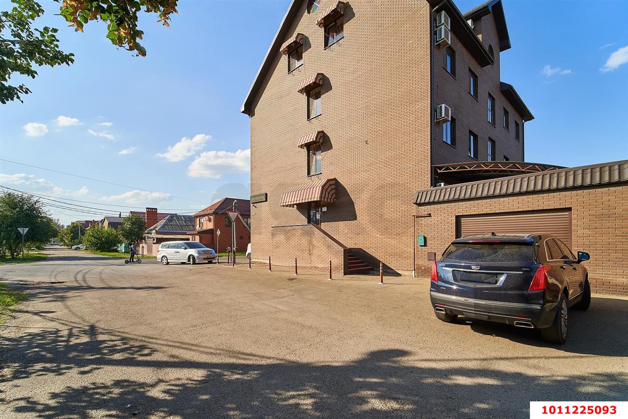 Фото №7: Готовый бизнес 842&nbsp;м², 4/4&nbsp;эт. - Краснодар, Центральный внутригородской округ, мкр. Табачная Фабрика, ул. Украинская, 35