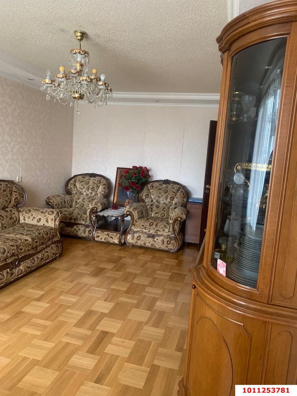 Фото №2: 4-комнатная квартира 73&nbsp;м², 6/9&nbsp;эт. - Краснодар, Западный внутригородской округ, мкр. Юбилейный, ул. 70-летия Октября, 22