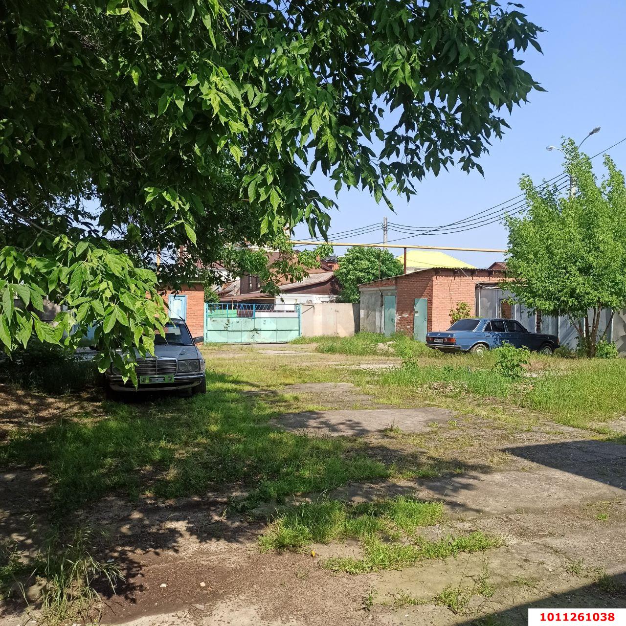 Фото №8: Коммерция 314&nbsp;м², 1/2&nbsp;эт. - Краснодар, Западный внутригородской округ, мкр. Центральный, ул. имени Калинина, 247