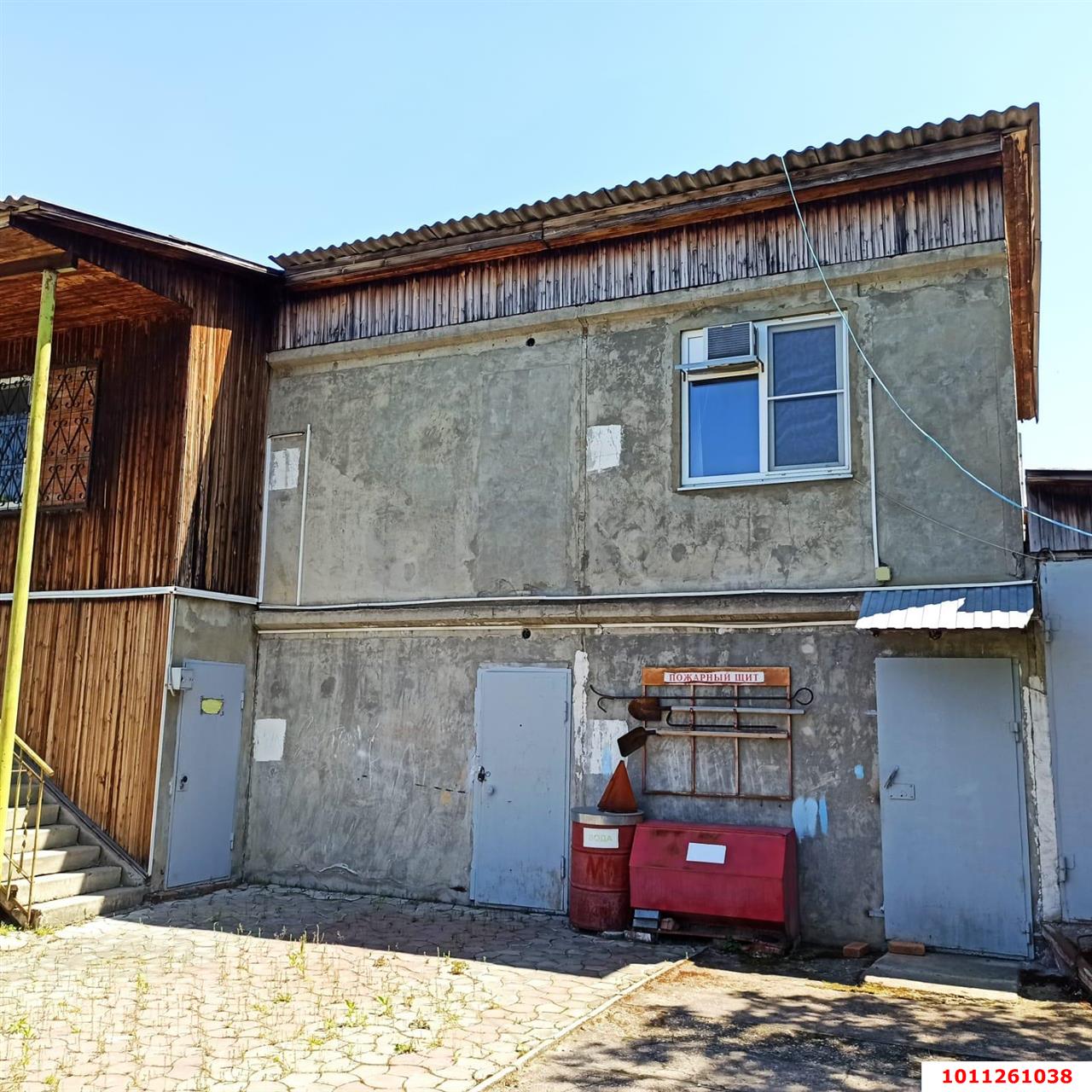 Фото №3: Коммерция 314&nbsp;м², 1/2&nbsp;эт. - Краснодар, Западный внутригородской округ, мкр. Центральный, ул. имени Калинина, 247