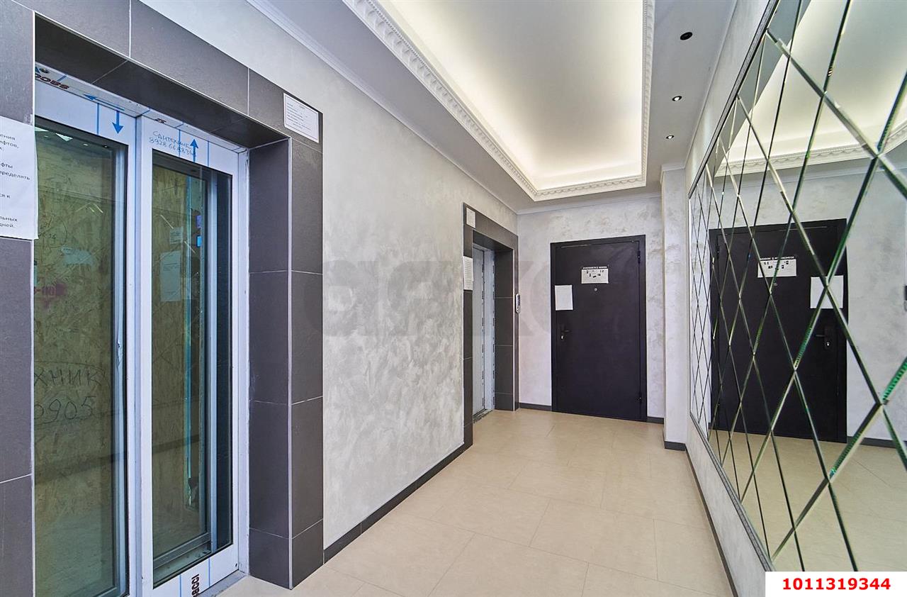 Фото №4: 1-комнатная квартира 43&nbsp;м², 14/21&nbsp;эт. - Краснодар, Прикубанский внутригородской округ, Школьный, Круглик, мкр. жилой комплекс Версаль, ул. Черниговская, 1