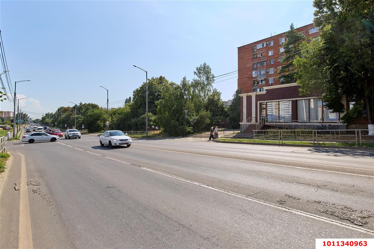 Фото №4: Торговое помещение 99&nbsp;м², 1/9&nbsp;эт. - Краснодар, Прикубанский внутригородской округ, мкр. Краевая Клиническая Больница, ул. Восточно-Кругликовская, 47/2