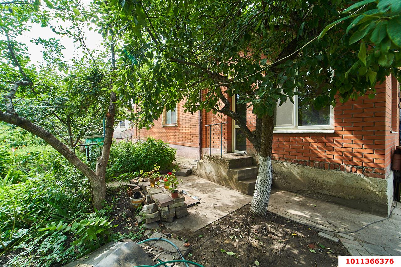 Фото №5: Дом 150&nbsp;м² + 6&nbsp;сот., 2&nbsp;эт. - Октябрьский, Прикубанский внутригородской округ, ст Подсолнечник, ул. Алычёвая, 232