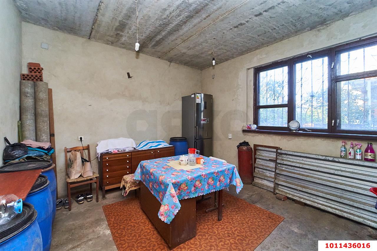 Фото №13: Дом 238&nbsp;м² + 4.14&nbsp;сот., 2&nbsp;эт. - Краснодар, Прикубанский внутригородской округ, Калинино, мкр. Завод Радиоизмерительных Приборов, ул. Корчагинцев, 7