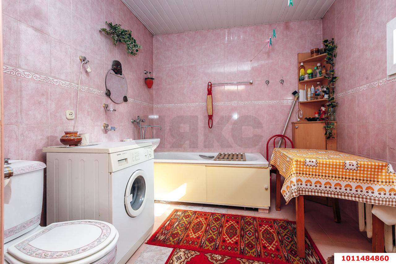 Фото №9: Дом 65&nbsp;м² + 2&nbsp;сот., 1&nbsp;эт. - Краснодар, Западный внутригородской округ, мкр. Центральный, ул. Октябрьская, 84Г