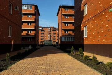Фото №1: Студия 33&nbsp;м², 4/5&nbsp;эт. - Новая Адыгея, мкр. жилой комплекс Мега, ул. Бжегокайская, 90/3к3