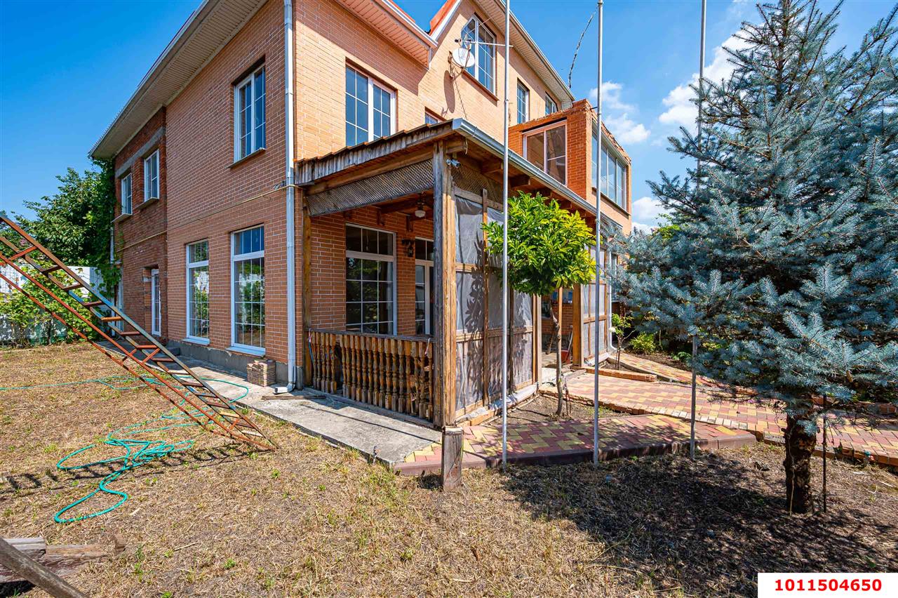 Фото №8: Дом 482&nbsp;м² + 5&nbsp;сот., 3&nbsp;эт. - Новая Адыгея, мкр. СТ Заречное, ул. Васильковая, 38