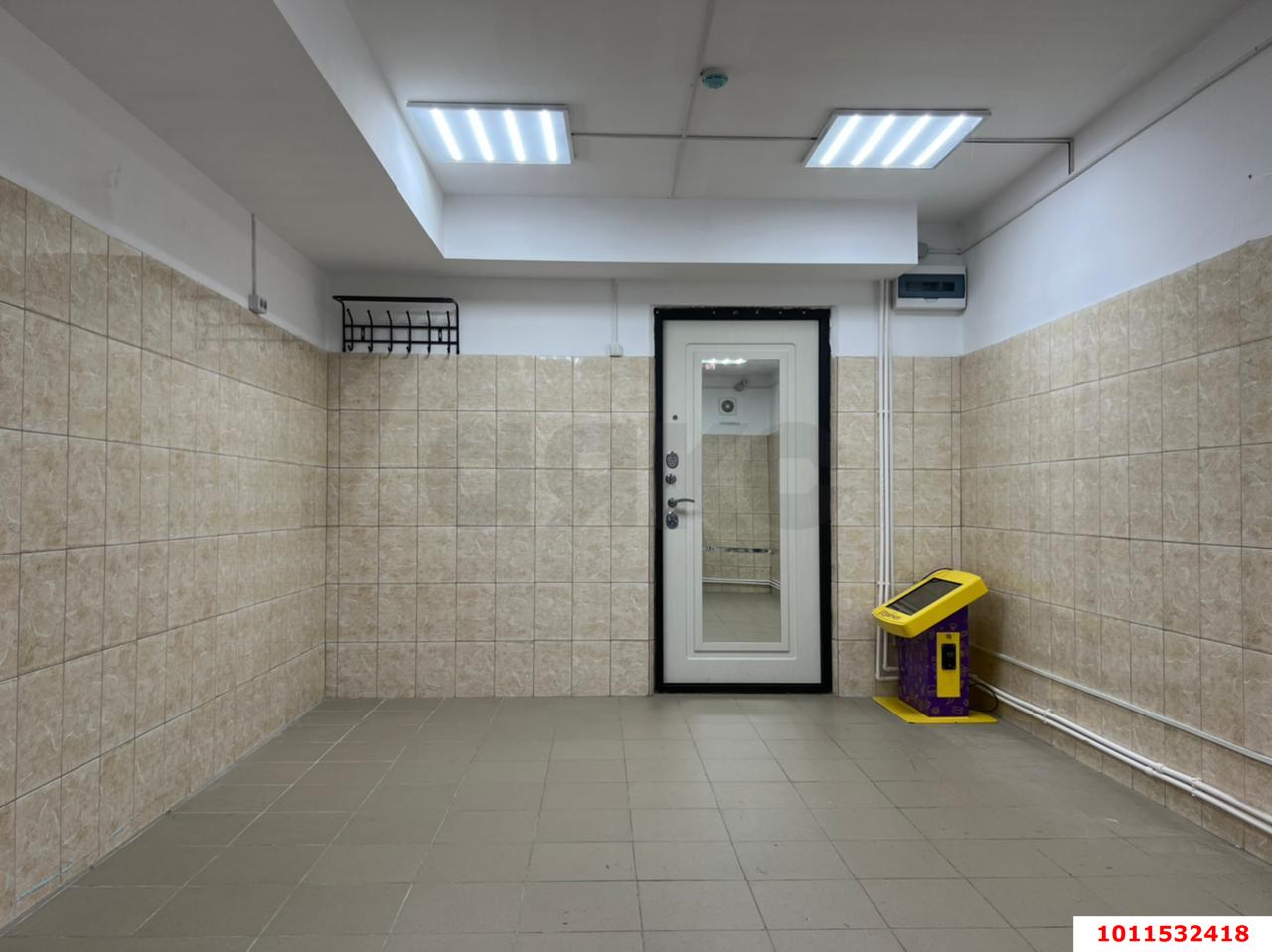 Фото №2: Офисное помещение 19&nbsp;м², 14&nbsp;эт. - Краснодар, Прикубанский внутригородской округ, мкр. Молодёжный, ул. Дубравная, 19