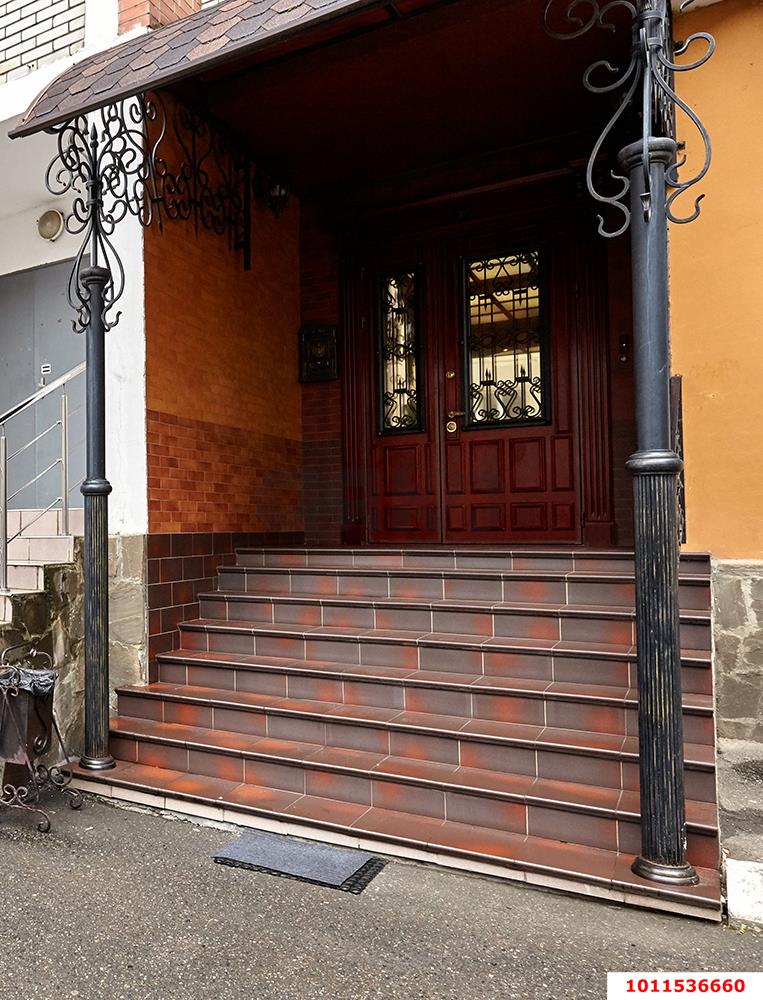 Фото №19: Офисное помещение 200&nbsp;м², 1/12&nbsp;эт. - Краснодар, Западный внутригородской округ, мкр. Центральный, ул. имени Пушкина, 4А