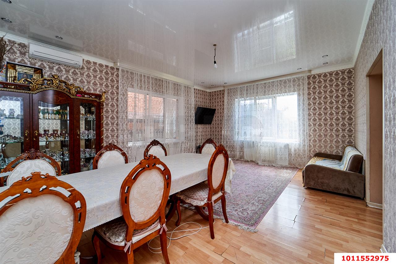 Фото №5: Дом 195&nbsp;м² + 3.67&nbsp;сот., 2&nbsp;эт. - Краснодар, Прикубанский внутригородской округ, Калинино, мкр. Завод Радиоизмерительных Приборов, ул. Карельская, 48
