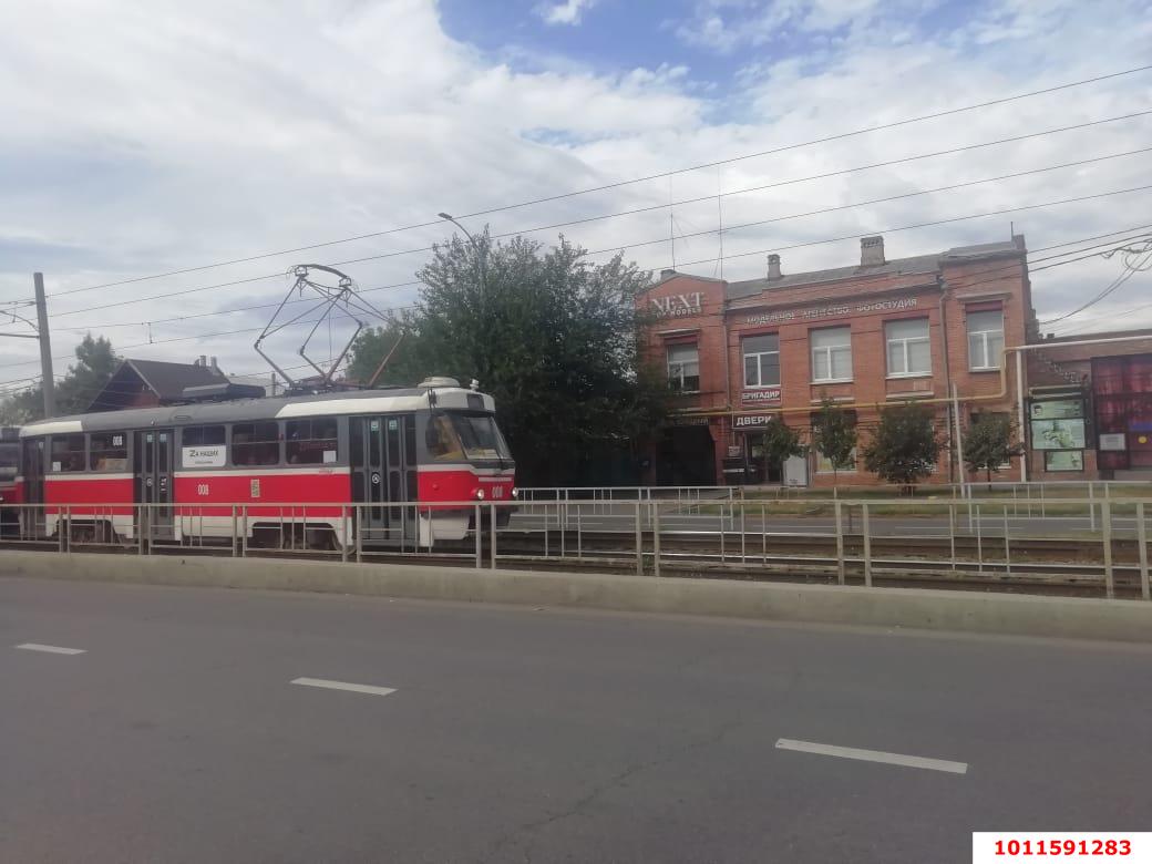 Фото №2: Дом 61&nbsp;м² + 6.4&nbsp;сот., 1&nbsp;эт. - Краснодар, Западный внутригородской округ, мкр. Центральный, ул. имени Калинина, 426