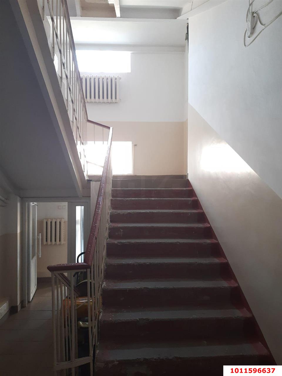 Фото №10: 2-комнатная квартира 52&nbsp;м², 1/3&nbsp;эт. - Краснодар, Центральный внутригородской округ, мкр. Центральный, ул. Орджоникидзе, 93