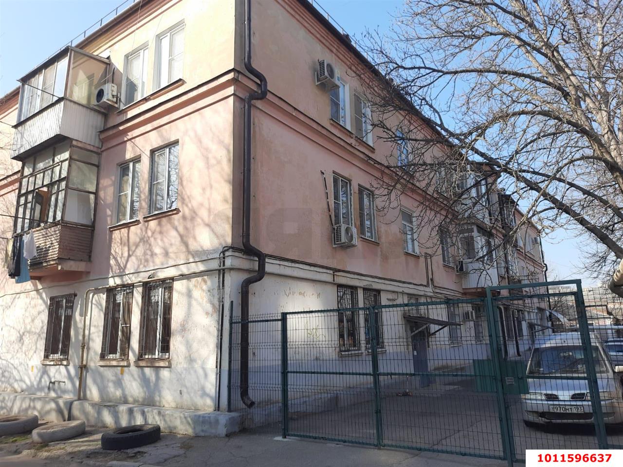 Фото №9: 2-комнатная квартира 52&nbsp;м², 1/3&nbsp;эт. - Краснодар, Центральный внутригородской округ, мкр. Центральный, ул. Орджоникидзе, 93