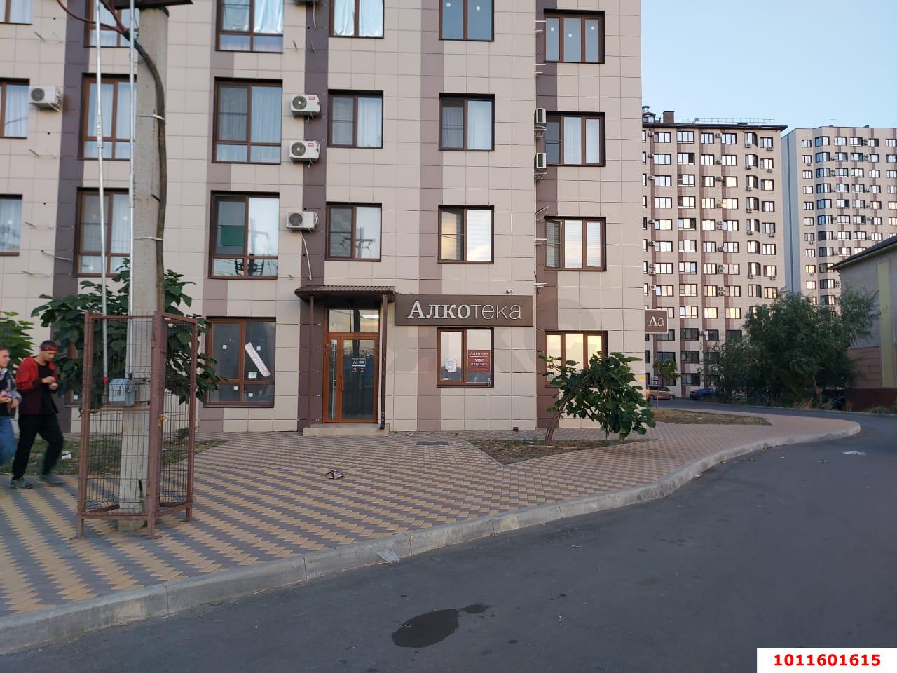 Фото №3: Торговое помещение 396&nbsp;м², 1/16&nbsp;эт. - Новая Адыгея, мкр. жилой комплекс Баланс, ул. Береговая